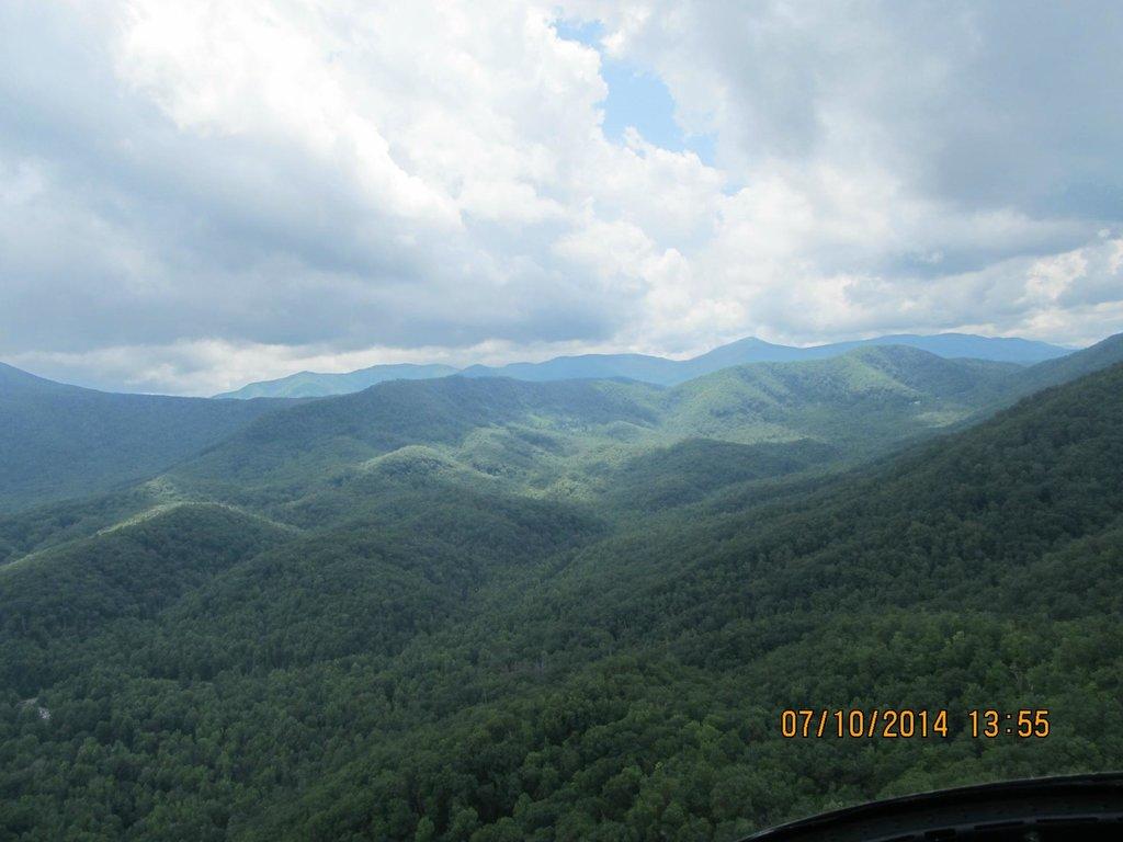 Wildlife & Mountain Views: Wears Valley Tour by Scenic Helicopter Tours - Knoxville