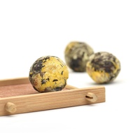 Chrysanthemum Dragon Ball White Tea from Teavivre