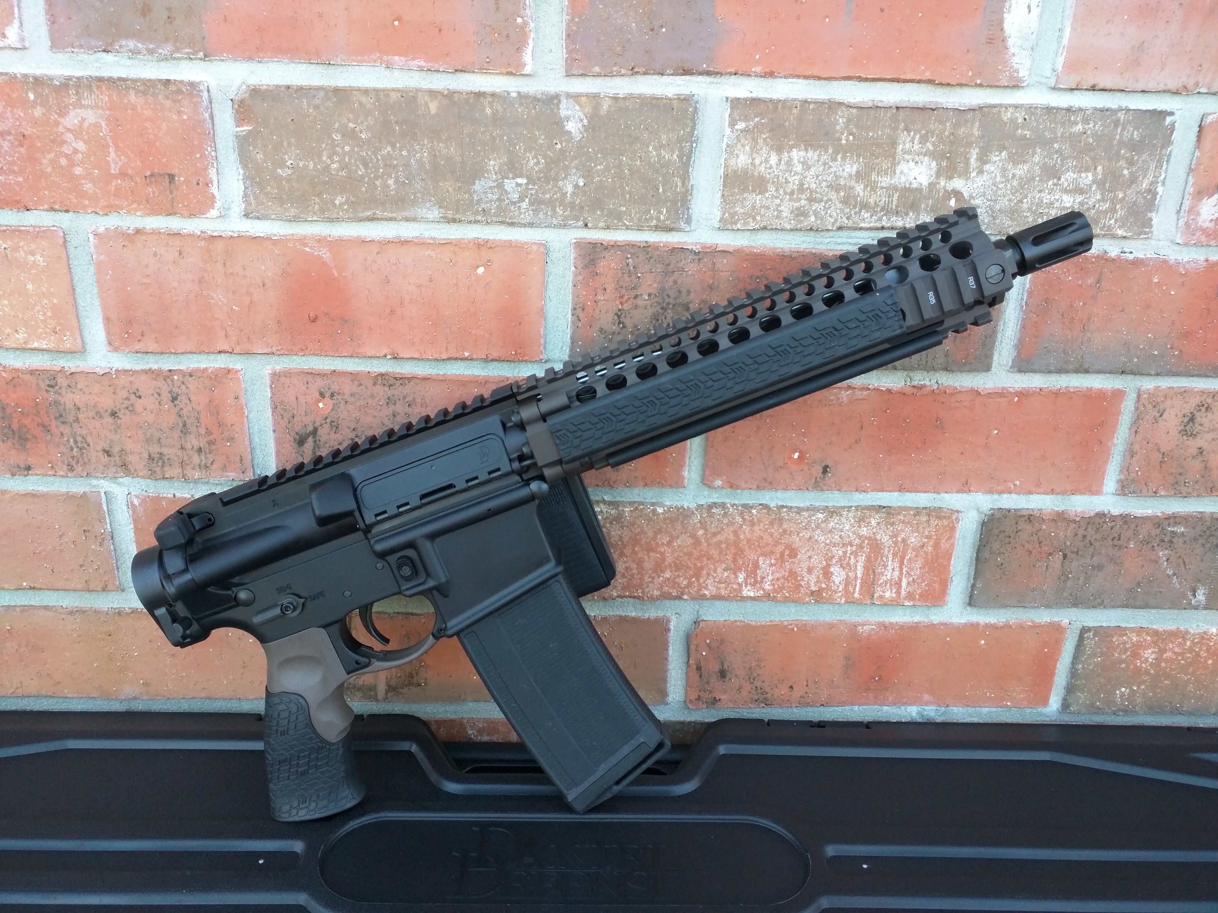 Daniel Defense Daniel Defense MK18 Pistol 10.3" BLK/FDE 5.56 NATO SB