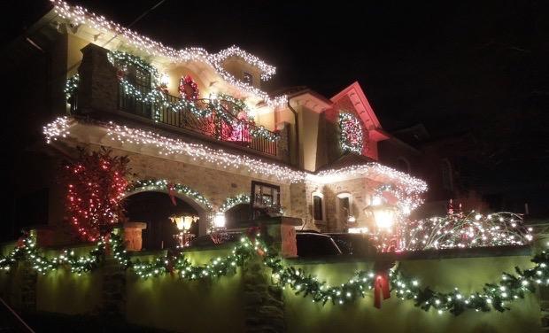 Dyker Heights Christmas Lights Tour