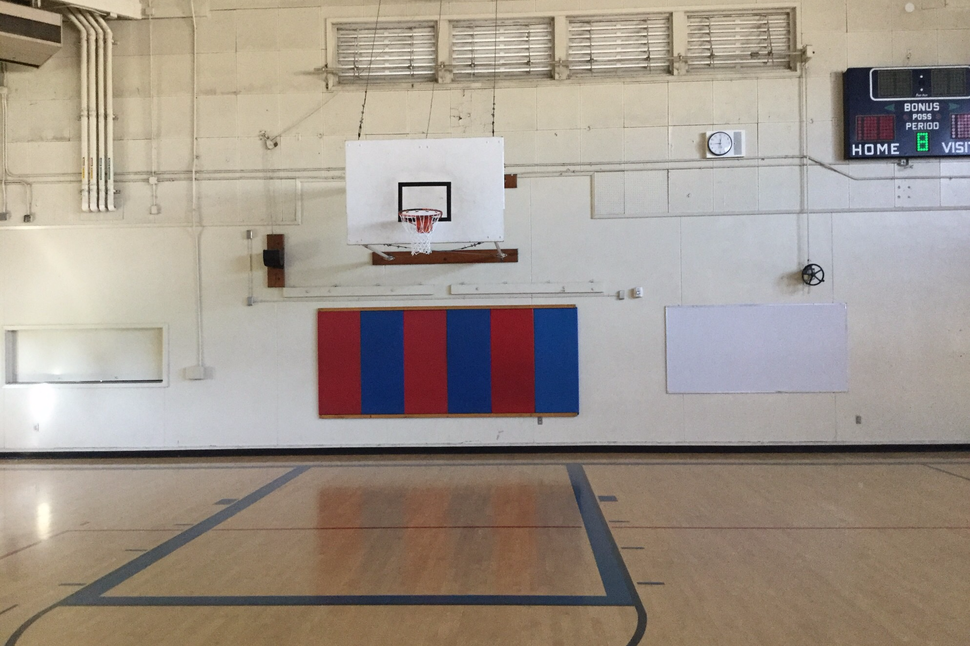 Gymnasium - Small