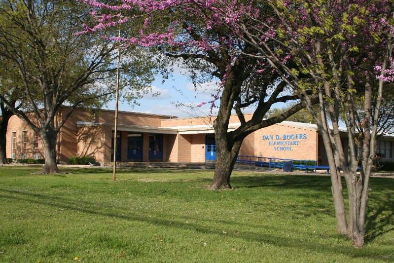 ROGERS, DAN. D. ELEMENTARY SCHOOL 