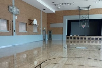 District Campus Shiny Gym
