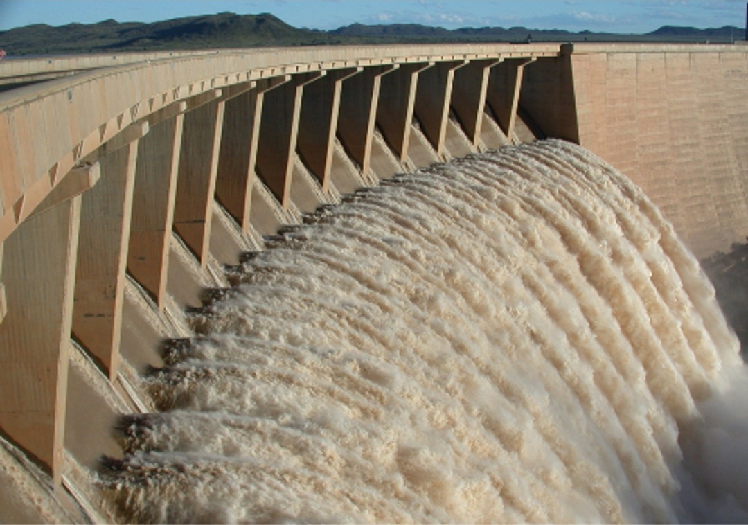 Our projects range from planning for dams and water catchments, to managing water loss at the level of households. Solid, practical work with a huge environmental impact.
