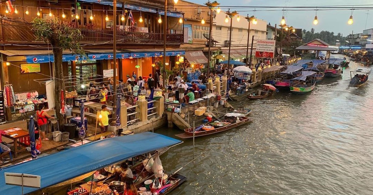 Bicycle and Canoe Experiences to Floating Markets