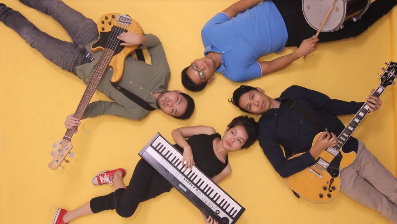 Lenses share playful stop motion 'Ikaw Lang Ang' music video – watch