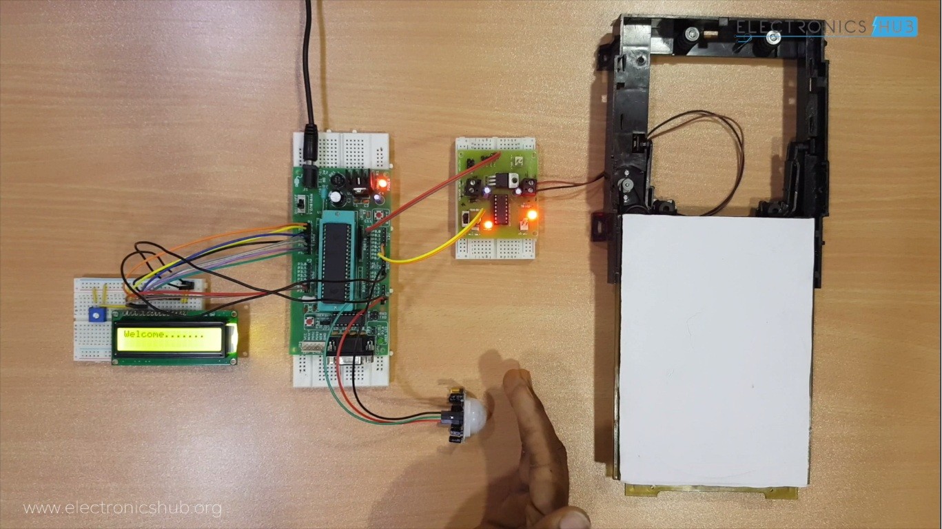 Automatic Door Opening System Using 8051 Circuit Diagram