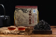 2008 Hei Shan "Old Tree Raw" Liu Bao Tea from Yunnan Sourcing