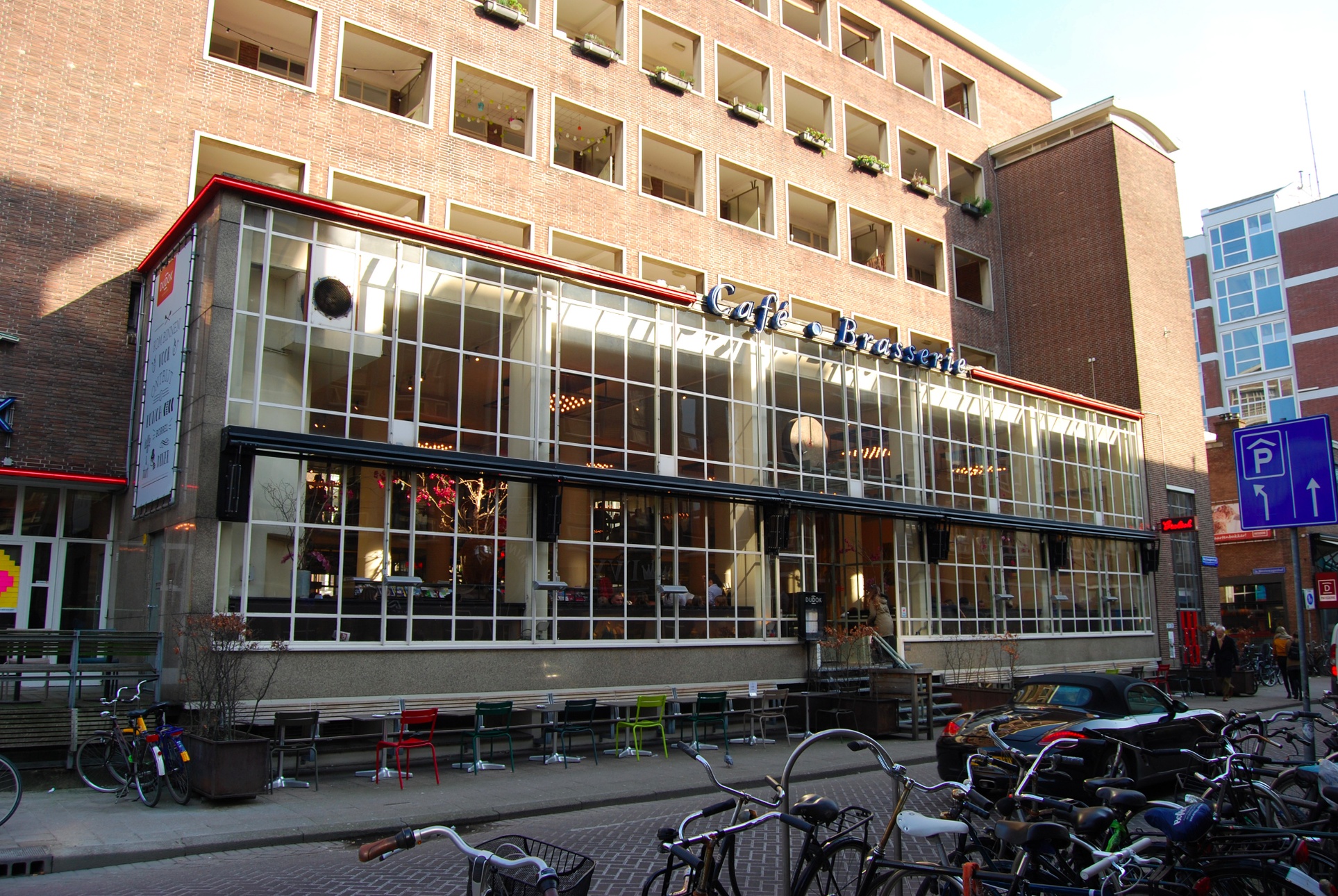 Dudok: brasserie met tijdloze architectuur