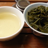 Huang Jin Gui (Golden Osmanthus) Oolong Traditional Green Style from Life In Teacup