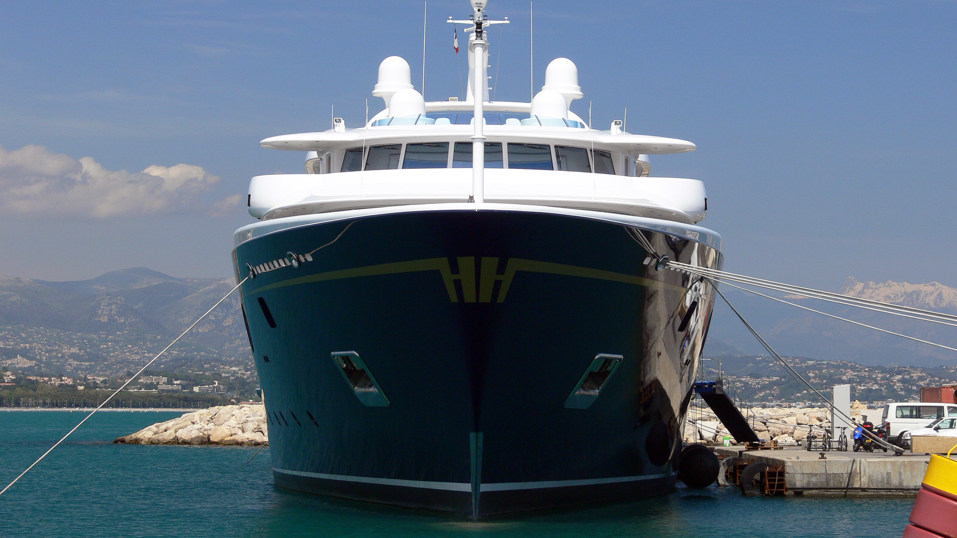 Carinthia Vii Yacht Lurssen 97 2m 2002