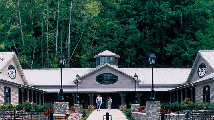 Jack Daniel's Distillery Tour: Lynchburg, Tennessee