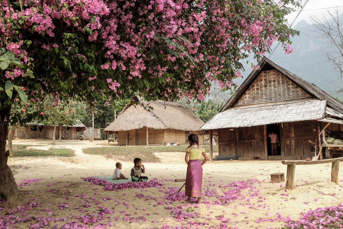 Explore Unique Local Tribe Villages on the Way to Luang Prabang