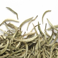 Yunnan Yin Zhen organic & fair-trade from Camellia Sinensis